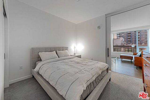 1050 S Grand Avenue 905, Los Angeles, CA 90015