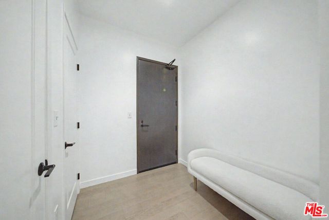 1050 S Grand Avenue 905, Los Angeles, CA 90015