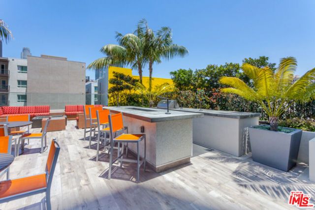 1050 S Grand Avenue 905, Los Angeles, CA 90015