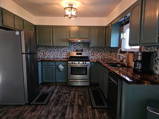 6639 Circle Drive, Harrison, MI 48625