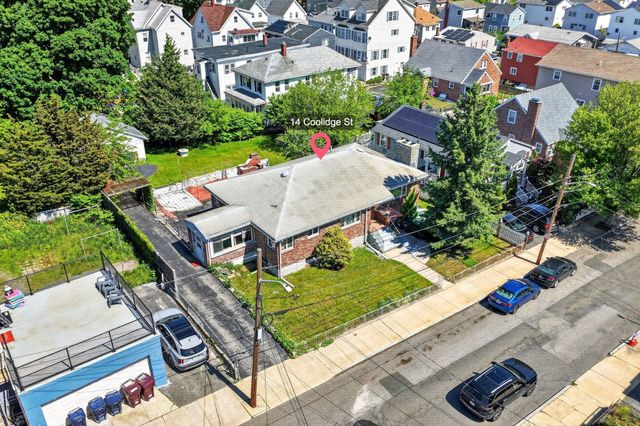 14 Coolidge St, Everett, MA 02149