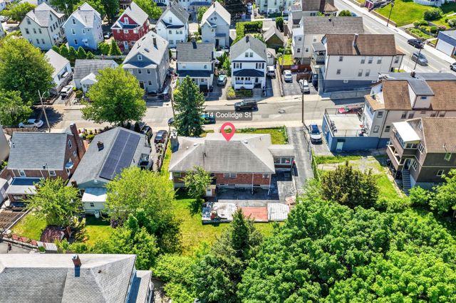 14 Coolidge St, Everett, MA 02149