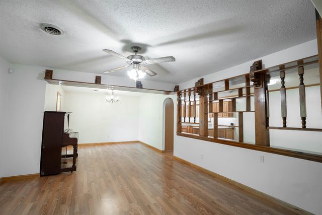 188 HIGGINS RD, Brighton, TN 38011