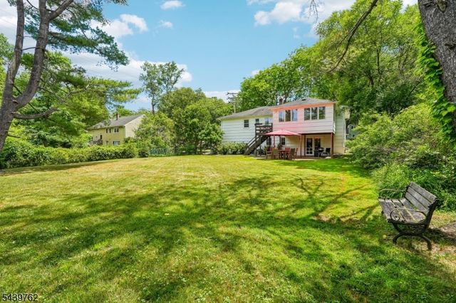 55 Sagamore Dr, New Providence Boro, NJ 07974