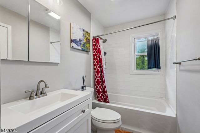55 Sagamore Dr, New Providence Boro, NJ 07974