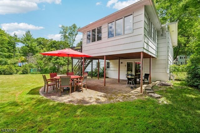 55 Sagamore Dr, New Providence Boro, NJ 07974