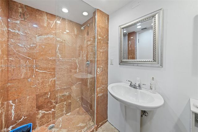 11 Island Ave 1708, Miami Beach, FL 33139