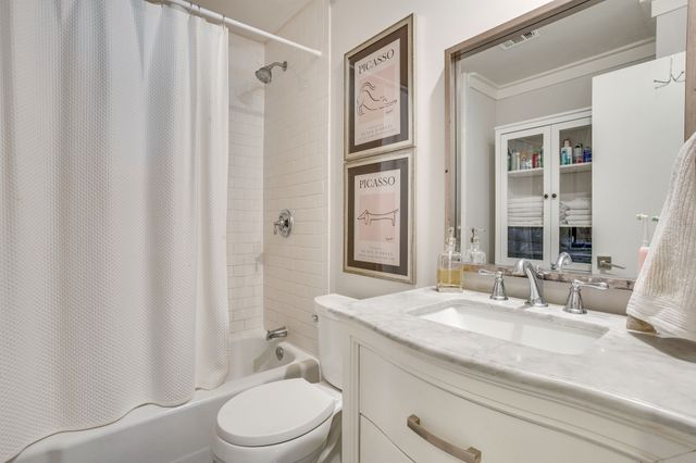 405 Lena Lane, Burleson, TX 76028