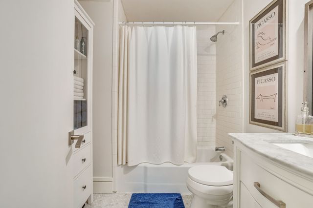 405 Lena Lane, Burleson, TX 76028