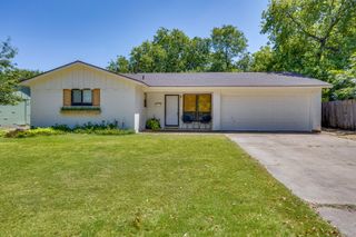 405 Lena Lane, Burleson, TX 76028