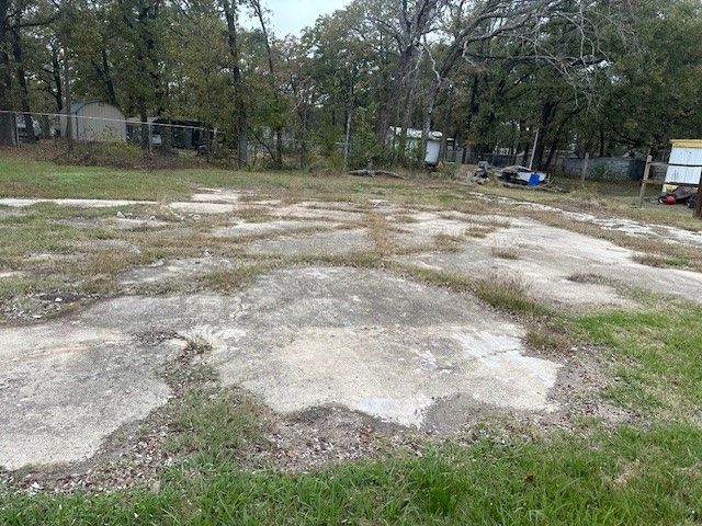 9884 Lake Shore Drive, Wills Point, TX 75169