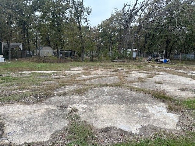 9884 Lake Shore Drive, Wills Point, TX 75169