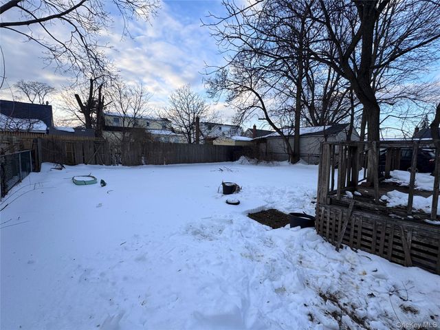 728 Martin Drive, Uniondale, NY 11553