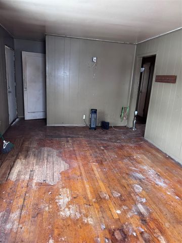 728 Martin Drive, Uniondale, NY 11553