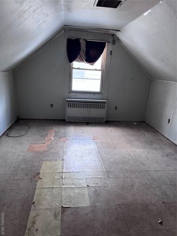 728 Martin Drive, Uniondale, NY 11553