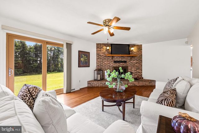 20321 MIDDLETOWN RD, Freeland, MD 21053