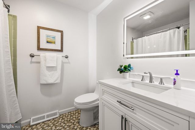 20321 MIDDLETOWN RD, Freeland, MD 21053