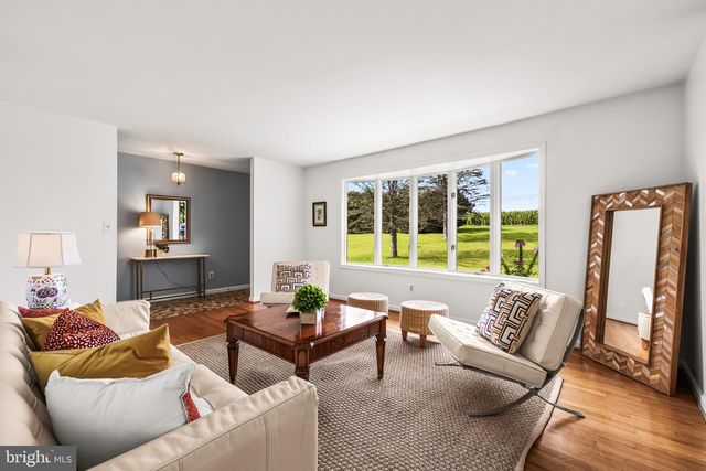 20321 MIDDLETOWN RD, Freeland, MD 21053
