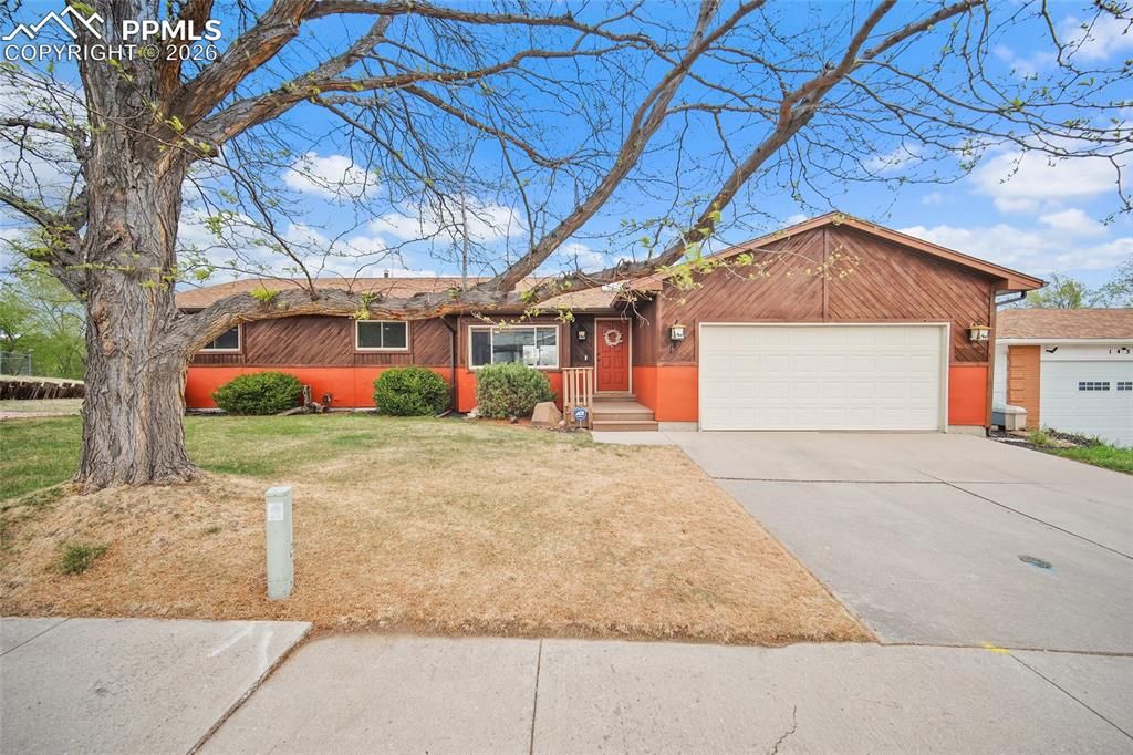 1453 E Friendship Lane, Colorado Springs, CO 80904