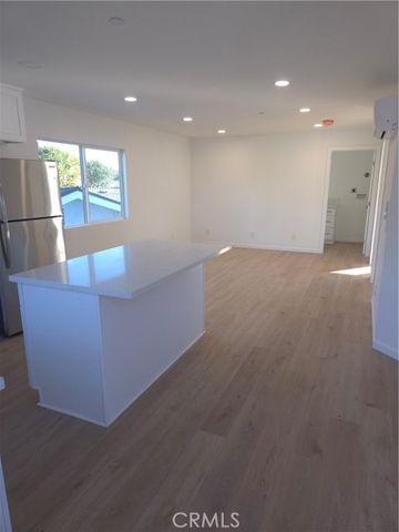 831 Mira Mar Avenue, Long Beach, CA 90804