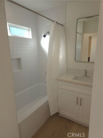 831 Mira Mar Avenue, Long Beach, CA 90804