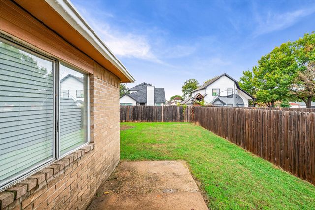 8404 Ohara Lane, Fort Worth, TX 76123