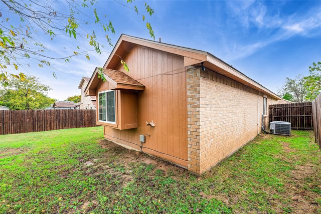 8404 Ohara Lane, Fort Worth, TX 76123