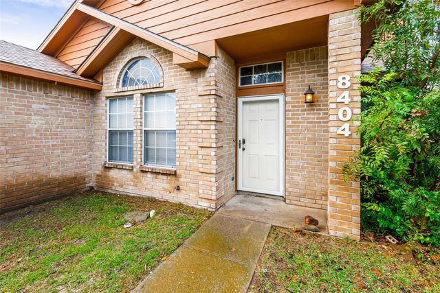 8404 Ohara Lane, Fort Worth, TX 76123