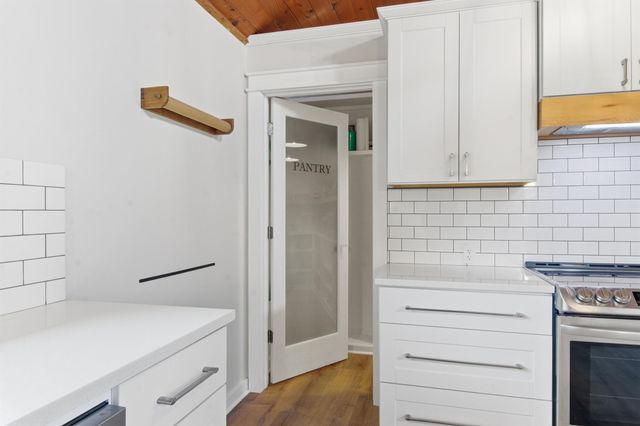 2459 N Plumthicket Ct, Wichita, KS 67226