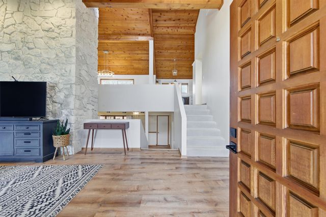 2459 N Plumthicket Ct, Wichita, KS 67226