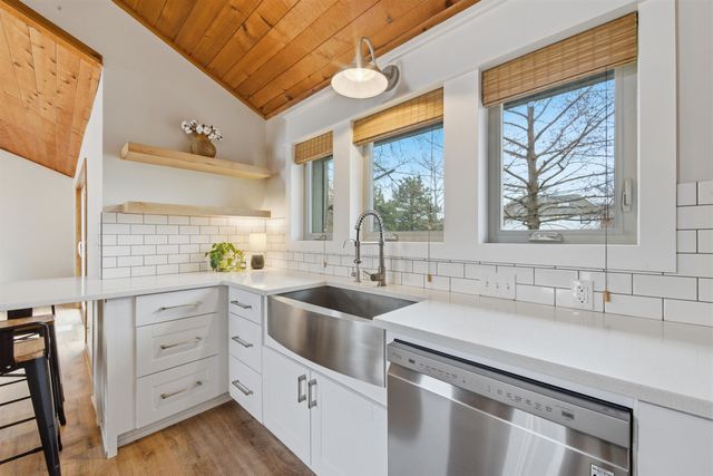 2459 N Plumthicket Ct, Wichita, KS 67226