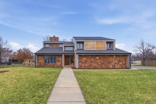 2459 N Plumthicket Ct, Wichita, KS 67226