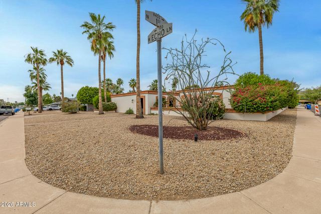 102 W ECHO Lane, Phoenix, AZ 85021