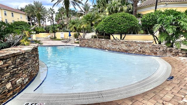 1375 LAKE SHADOW CIRCLE 11203, Maitland, FL 32751