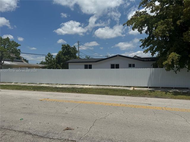 17850 SW 112th Avenue, Miami, FL 33157