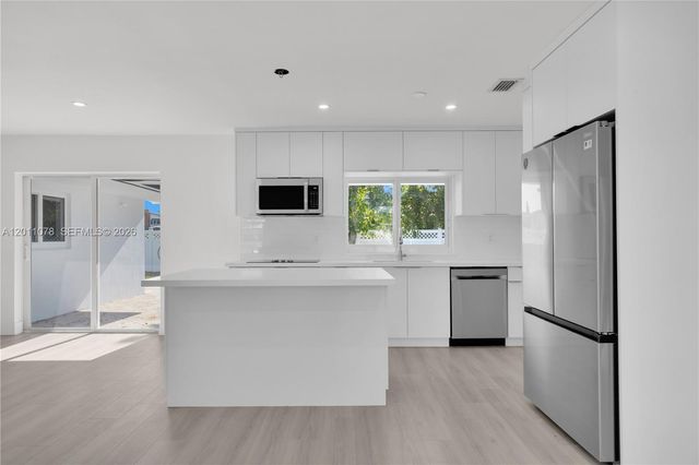 17850 SW 112th Avenue, Miami, FL 33157