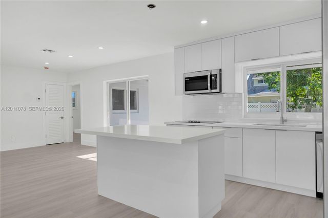 17850 SW 112th Avenue, Miami, FL 33157