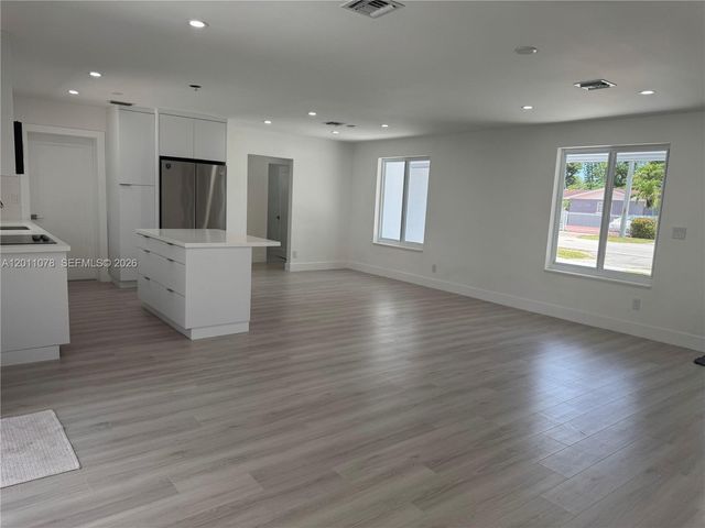 17850 SW 112th Avenue, Miami, FL 33157