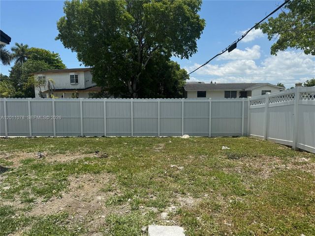 17850 SW 112th Avenue, Miami, FL 33157