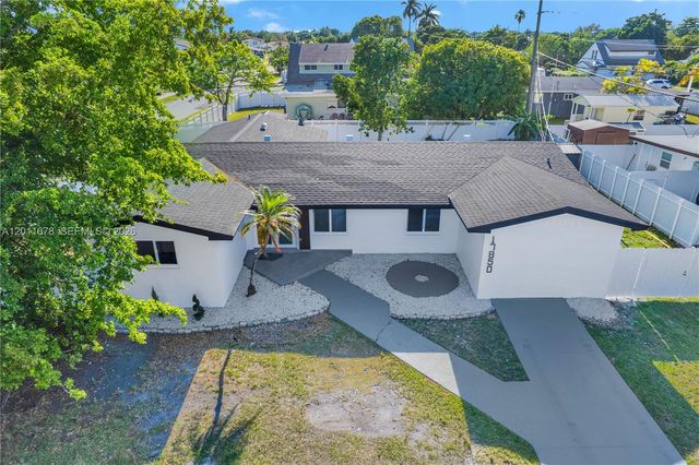 17850 SW 112th Avenue, Miami, FL 33157