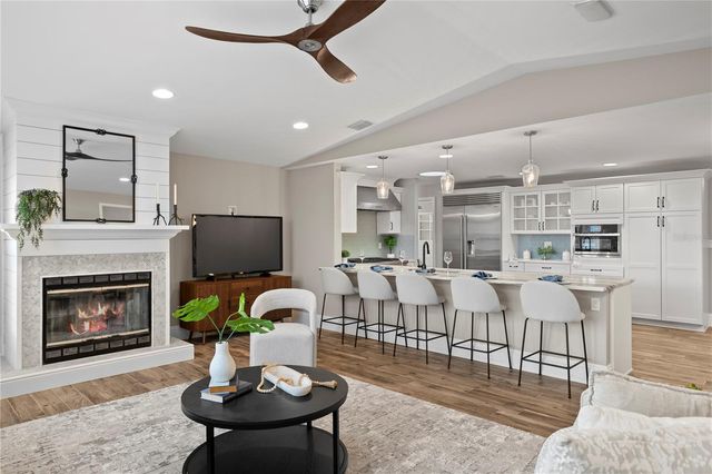 1320 52ND AVENUE NE, St Petersburg, FL 33703