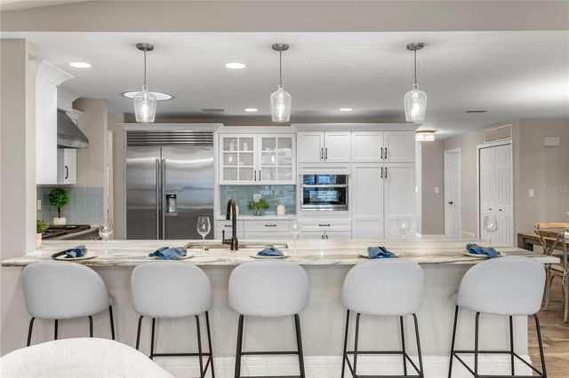 1320 52ND AVENUE NE, St Petersburg, FL 33703