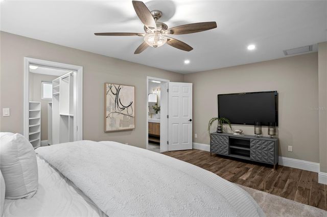 1320 52ND AVENUE NE, St Petersburg, FL 33703