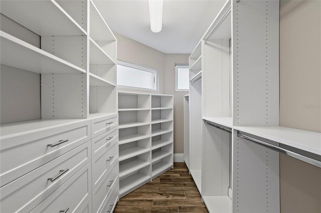 1320 52ND AVENUE NE, St Petersburg, FL 33703