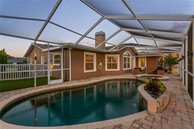 1320 52ND AVENUE NE, St Petersburg, FL 33703