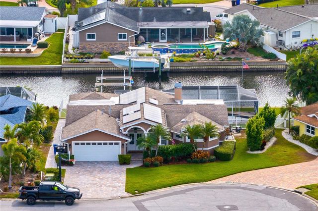 1320 52ND AVENUE NE, St Petersburg, FL 33703