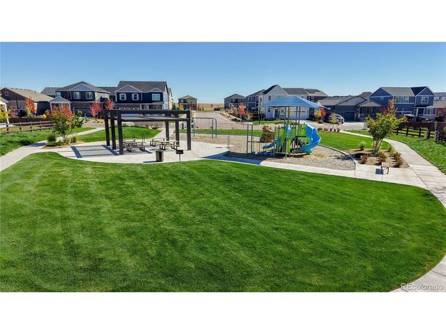 26 S Undergrove St, Aurora, CO 80018