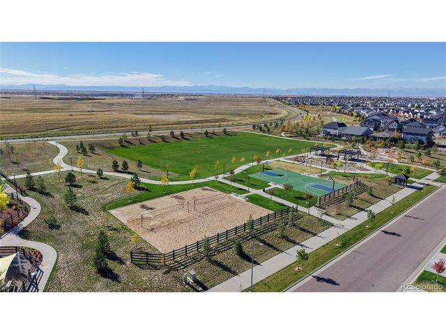 26 S Undergrove St, Aurora, CO 80018