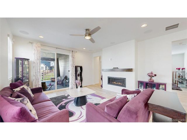 26 S Undergrove St, Aurora, CO 80018