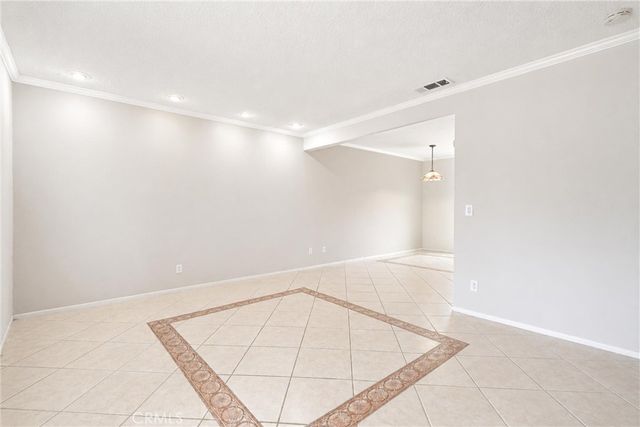 122 E Merrill, Rialto, CA 92376